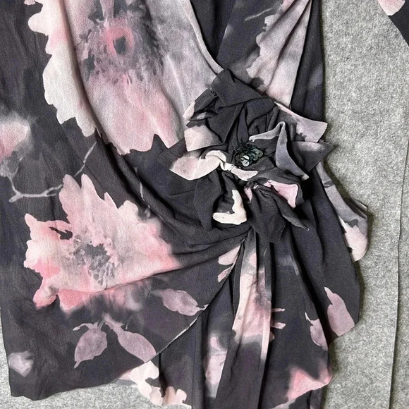 Anthropologie Johnny Heaven nylon floral tunic size medium in pink and gray - Picture 3 of 5